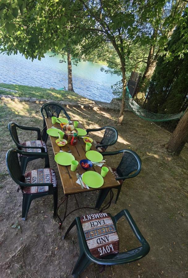 Holiday Home Iman Ripac Kültér fotó